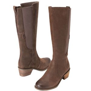 Women's Teva Anaya Tall Waterproof Boot size 8.5